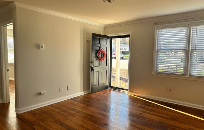 Two Bedroom Cottage - Five Points East, Raleigh, NC - Inside the Beltline!