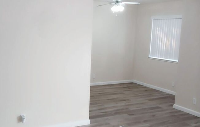 Mira Loma Apartments