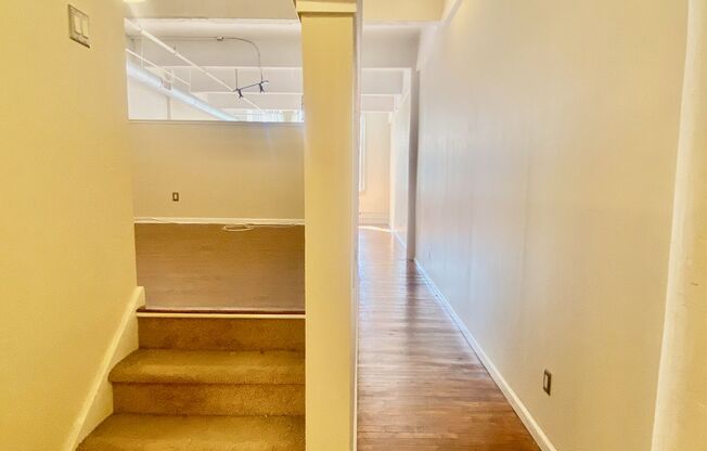 AWESOME 1 BR / 1 BA Loft Condo at Arch St Exchange @ 1230 Arch Street