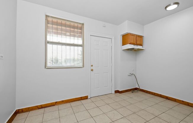 60th/Whipple (6000-02)