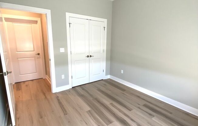 2 beds, 1 bath, 880 sqft, $1,675, Unit 4415 #209 (#47)