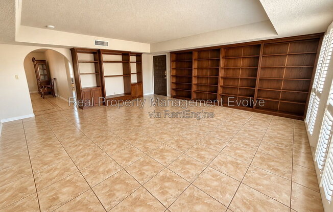 4 beds, 3 baths, 3,656 sqft, $4,500
