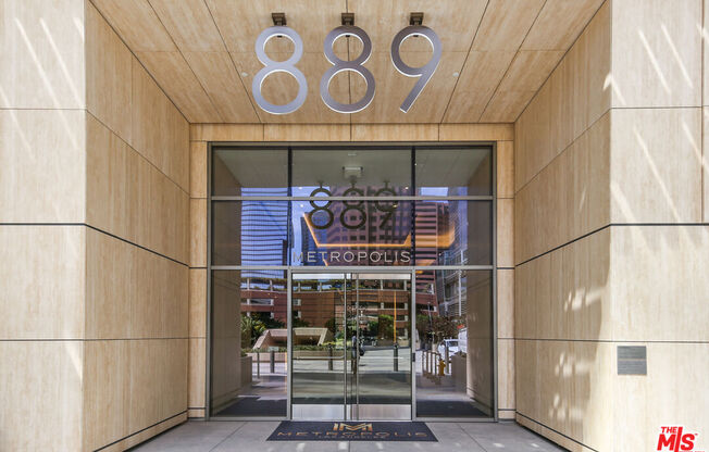 1 bed, 1.5 baths, 843 sqft, $2,950, Unit 2401