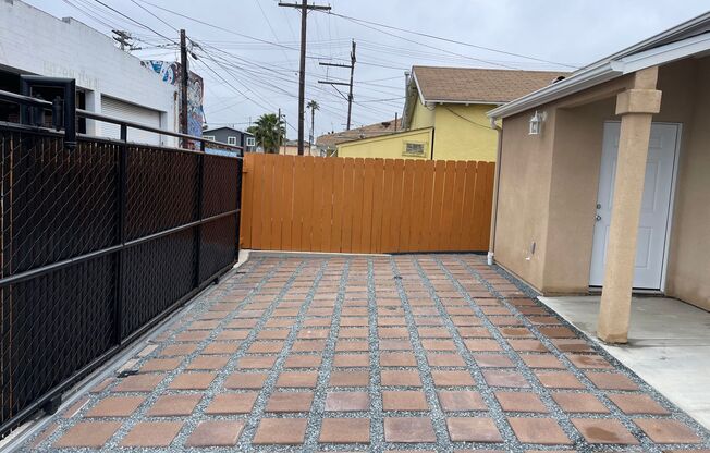 Brand new 1 bedroom 1 bath duplex in San Diego