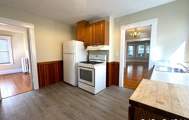 20 HUNNEWELL AVE