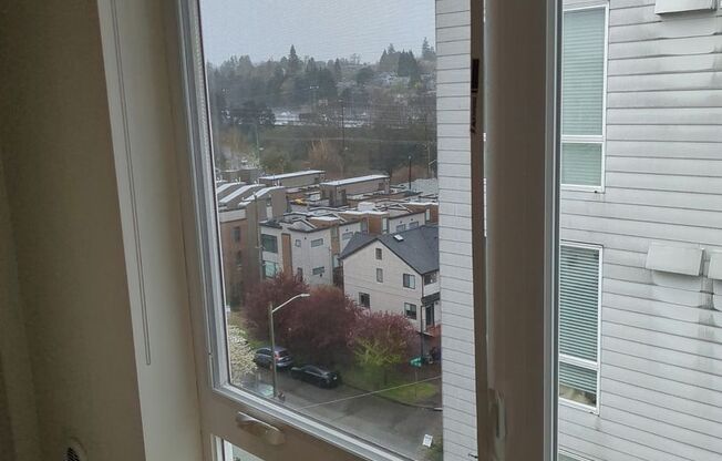 Studio, 1 bath, 257 sqft, $1,169, Unit 708