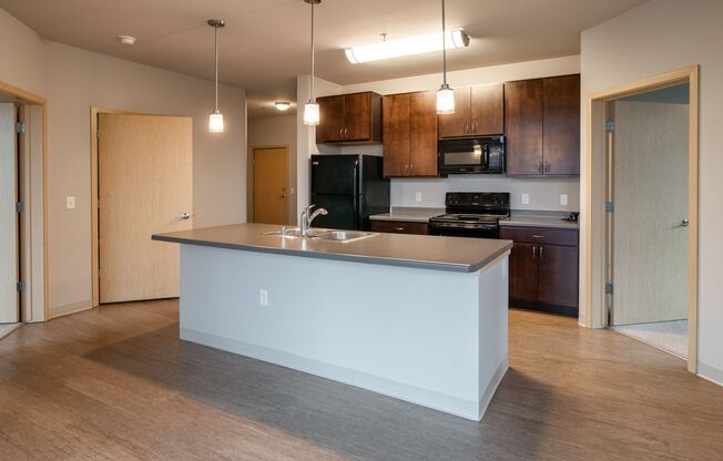 2 beds, 2 baths, 1,061 sqft, $1,505, Unit 902-314