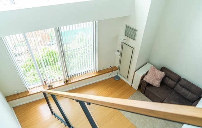 1 bed, 1.5 baths, 826 sqft, $3,350, Unit 527