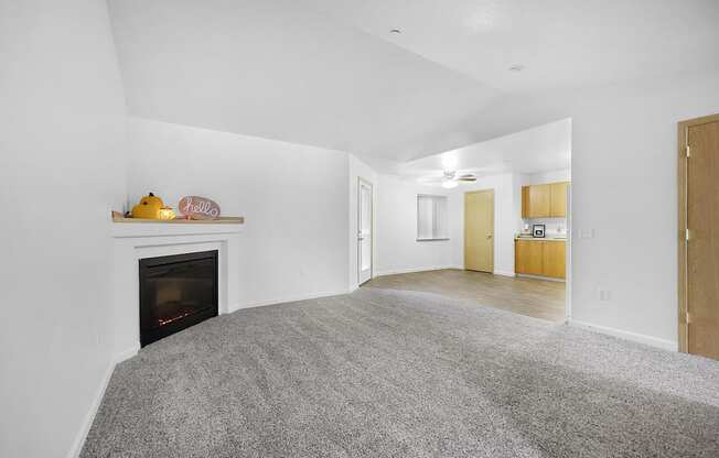 Welcome to Evergreen Village Apartments