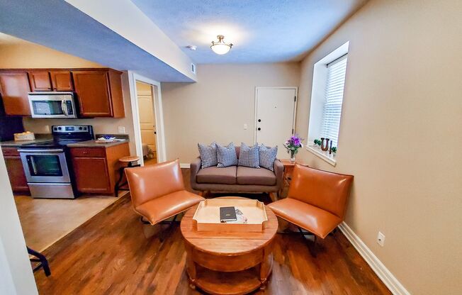 1 bed, 1 bath, 650 sqft, $1,095, Unit 601 - Unit 104 A650