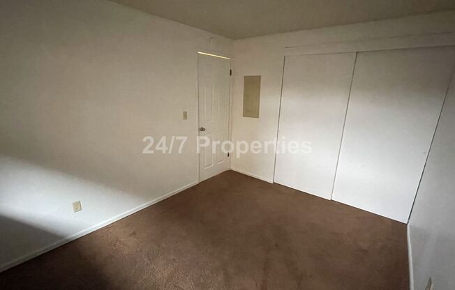 2 beds, 1 bath, 900 sqft, $1,495, Unit 16346 Unit 1