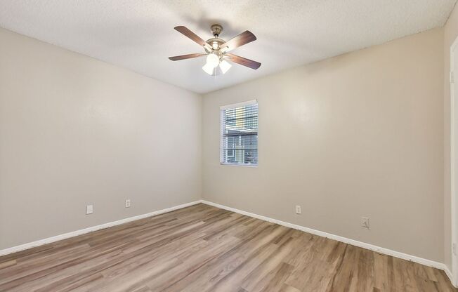 Studio, 1 bath, 440 sqft, $800, Unit 120