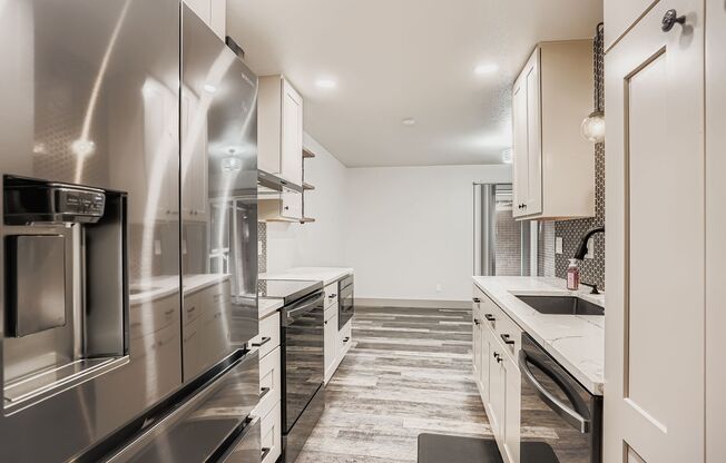 Sophisticated 3-Bed Townhome Near Red Rocks