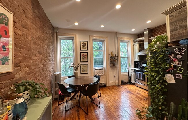 85 SMT ST