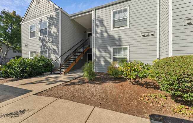 Reedville Commons Apartments in Aloha, Oregon Exterior