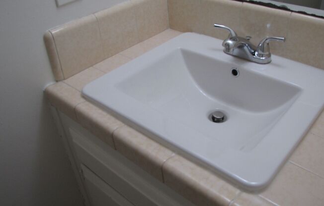 2 beds, 1.5 baths, $1,249, Unit C