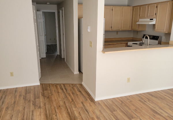 10545 GREENWOOD AVE N