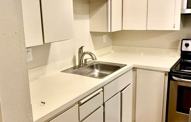 Admirals Apartments