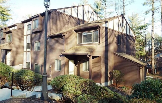 97 HIGHWOOD DR