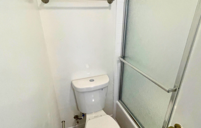 Studio, 1 bath, 400 sqft, $1,295