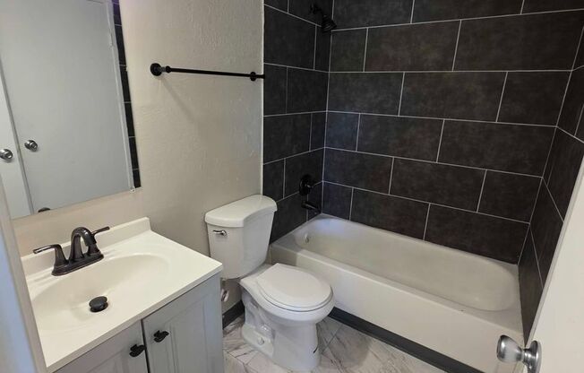 1 bed, 1 bath, 610 sqft, $749, Unit C-208