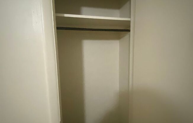 1 bed, 1 bath, 601 sqft, $1,050, Unit D02