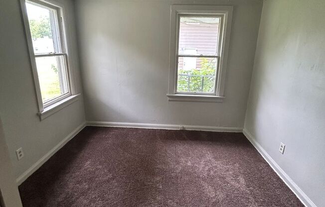 2 beds, 1 bath, $790