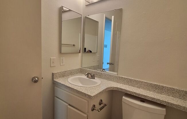 1 bed, 1 bath, 691 sqft, $2,125, Unit 420C