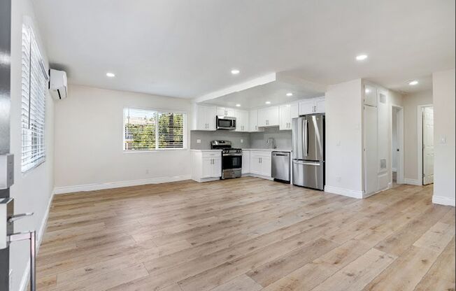 4071 Melrose Ave Los Angeles, CA.