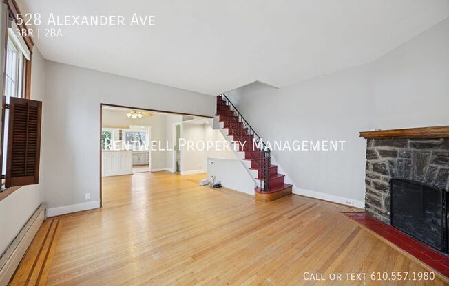 528 ALEXANDER AVE