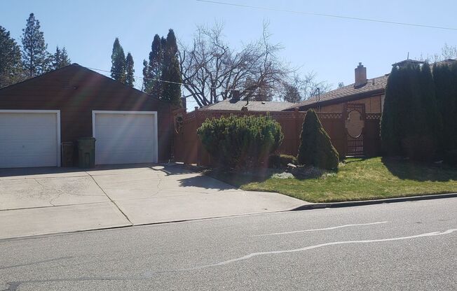 Available June 10th 3-bedroom, 2 bath home on a corner lot near Hamblen Elementary School
