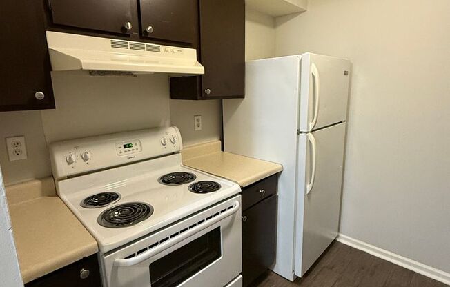 2 beds, 1 bath, 775 sqft, $890, Unit 364I