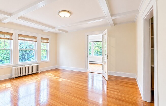 39 GREYCLIFF ST
