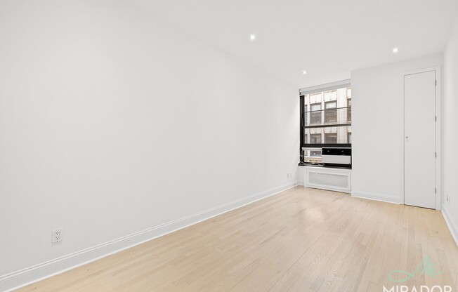 1 bed, 1 bath, $6,200, Unit 9G