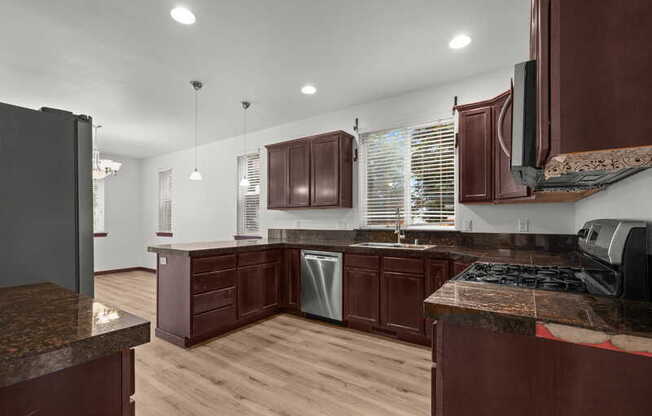 18410 42 AVE SE