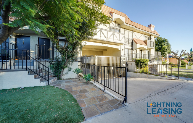 10206 INDEPENDENCE AVE