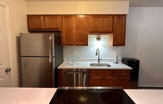 2 beds, 2 baths, $1,695, Unit # 12