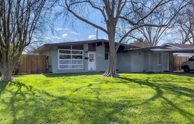 403 W SUNNYSIDE ST