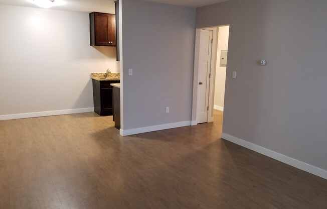 1 bed, 1 bath, $1,085, Unit 304