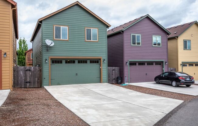Three bedroom house in Hazel Dell - Built in 2014