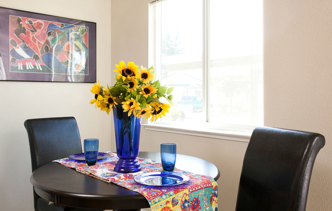 1 bed, 1 bath, 650 sqft, $1,295, Unit 013