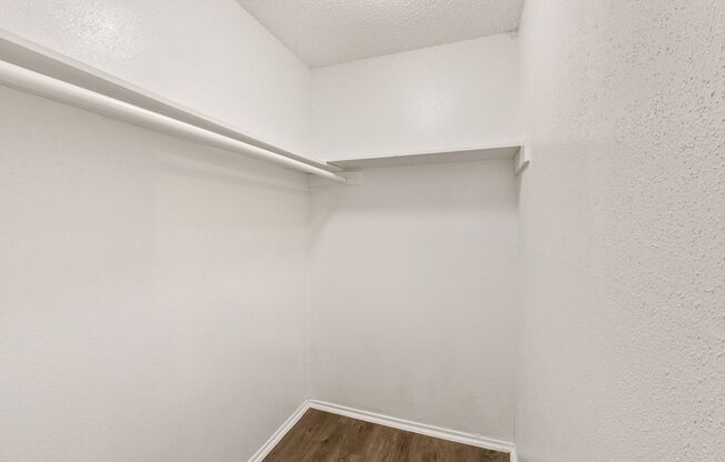 2 beds, 2 baths, 982 sqft, $799, Unit 151