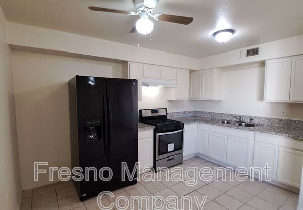 4422 E SIERRA MADRE AVE