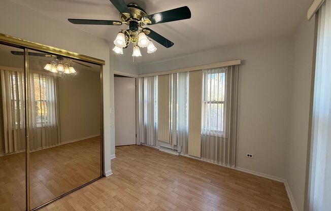 2 beds, 1 bath, $1,950