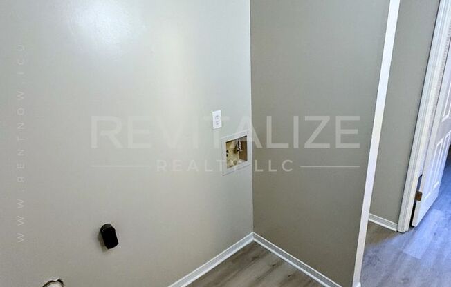 2 beds, 1.5 baths, $1,000