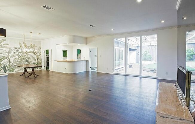 3217 SQUIRESWOOD DR
