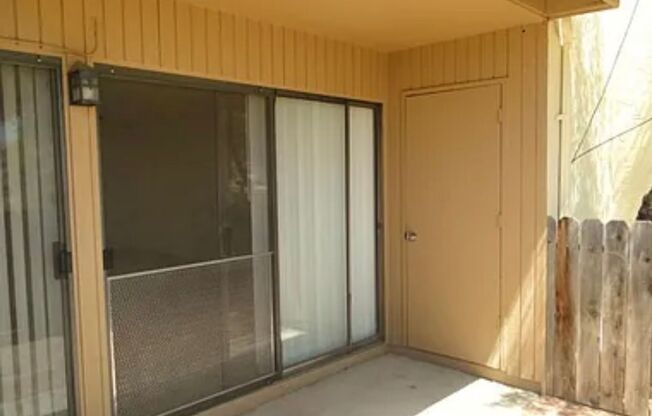 2 beds, 2 baths, $1,400