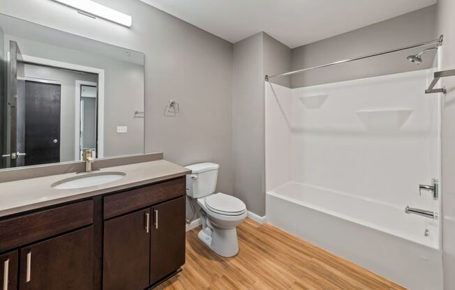 2 beds, 2 baths, 940 sqft, $2,055, Unit Unit 210