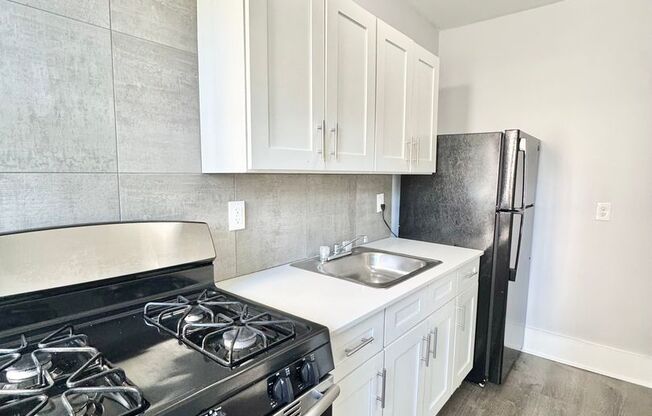 1 bed, 1 bath, 500 sqft, $925, Unit K-31
