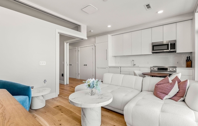 1 bed, 1 bath, 620 sqft, $3,500, Unit 507